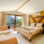 Manzara Bungalov * פאטהיה