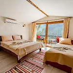 Manzara Bungalov פאטהיה